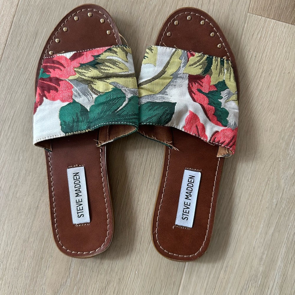 Steve Madden Sandals